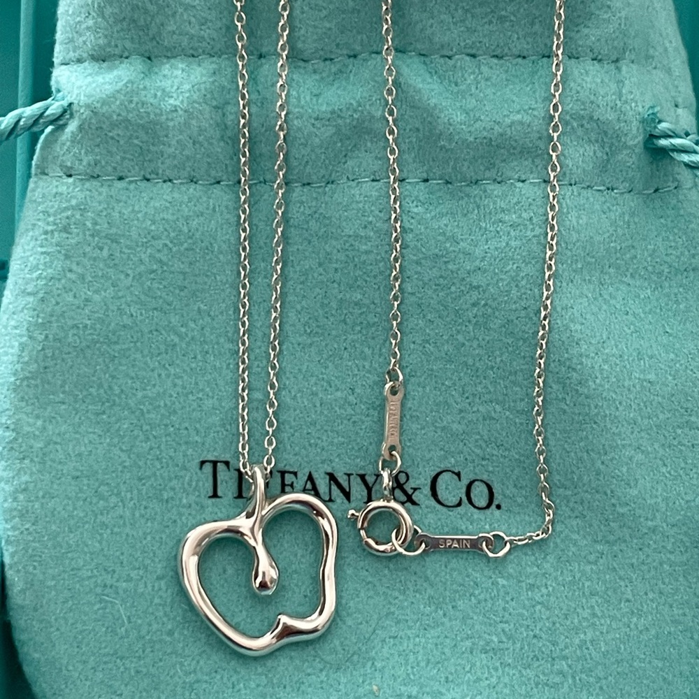 Tiffany & Co‎ Apple necklace